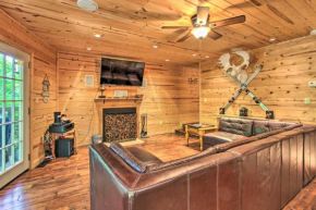 Rustic Gatlinburg Chalet with Hot Tub 2 Mi to Town Gatlinburg